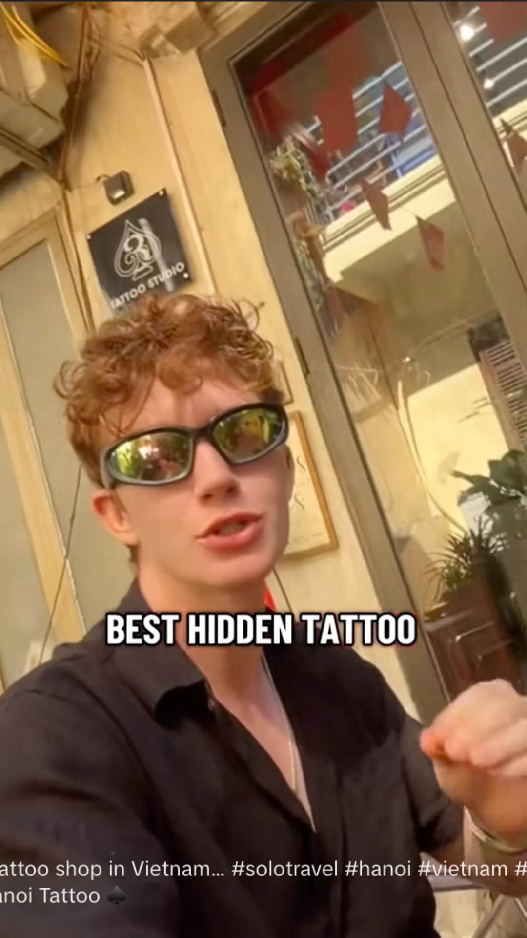 Parents come with you to get a tattoo in Hanoi