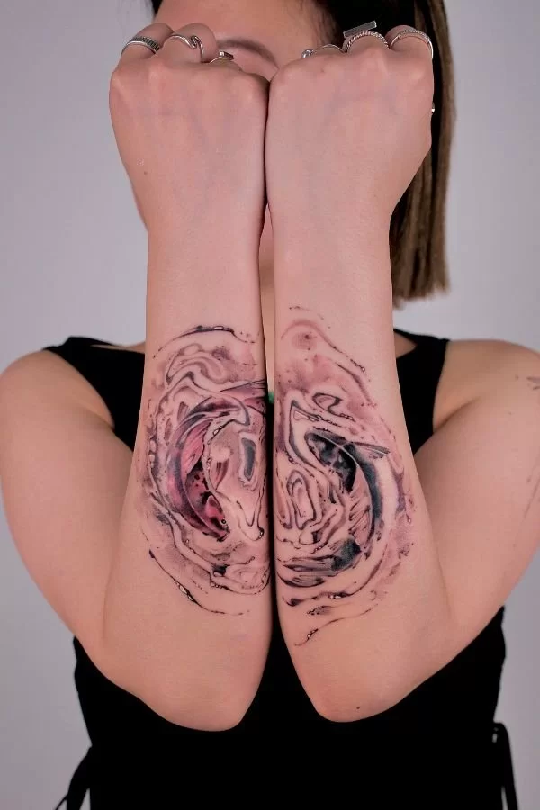 Koi Fish Yin Yang Brush Liquid